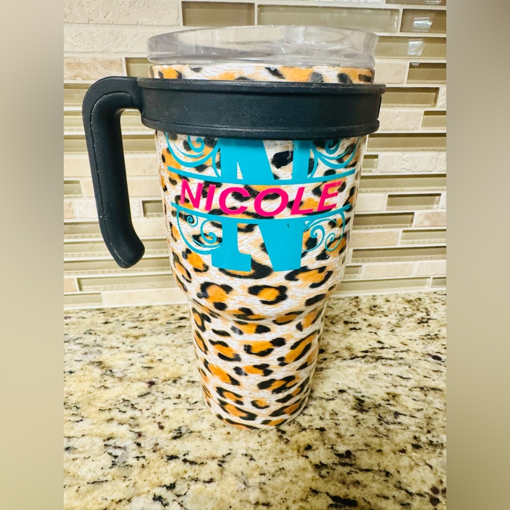 Yeti Leopard Wrap Print Travel Mug with Black Handle